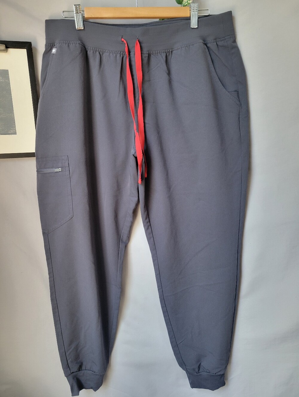 Figs Zamora Jogger Scrub Pants Gray w/Red XL